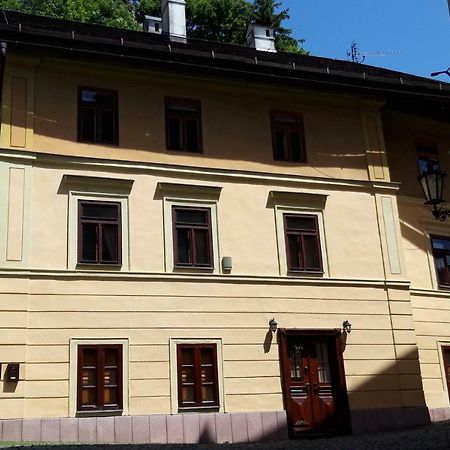 Apartman Pri Lyceu Banská Štiavnica 外观 照片