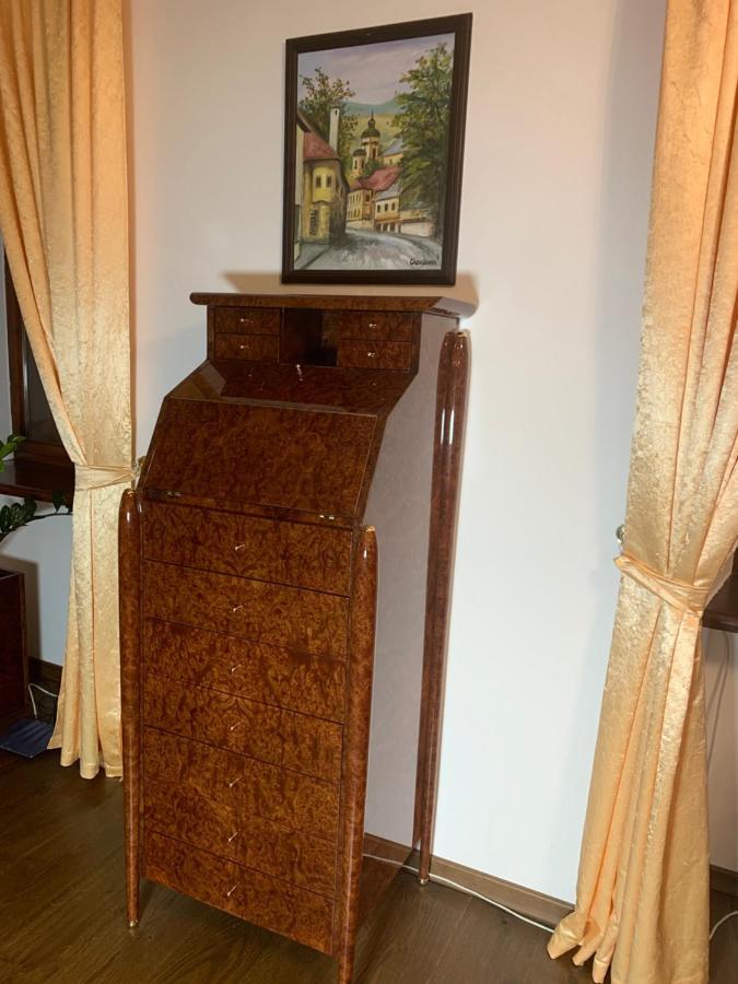Apartman Pri Lyceu Banská Štiavnica 外观 照片